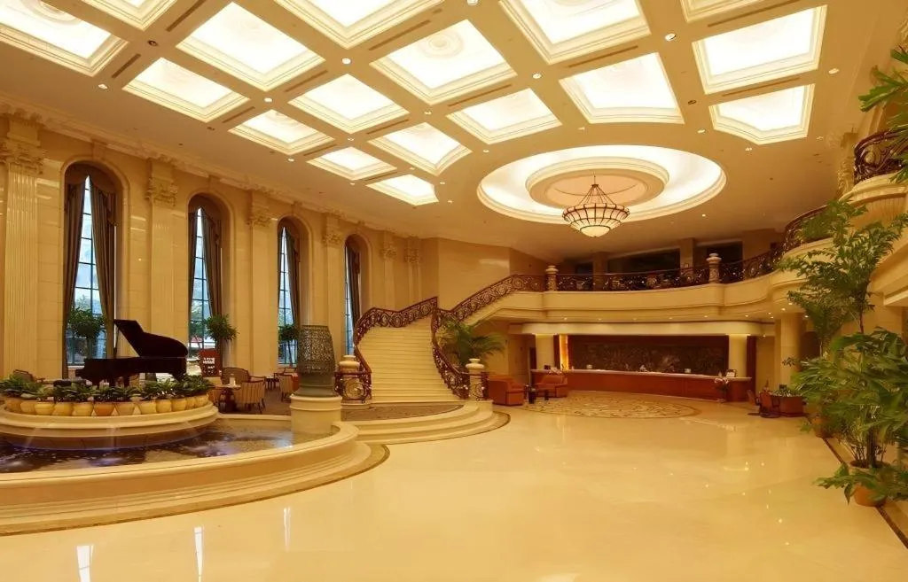 Sanya Shanghai Huating Boutique Resort Hotel