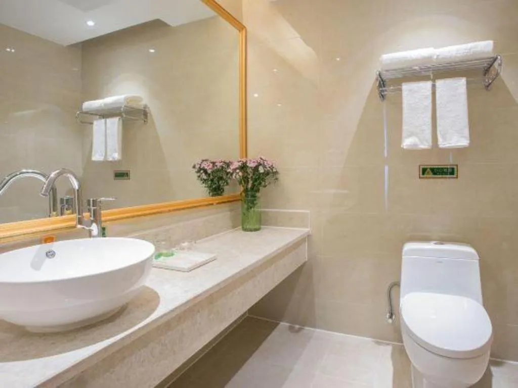 Vienna International Hotel Shanghai Dishui Lake Lingang Wanda