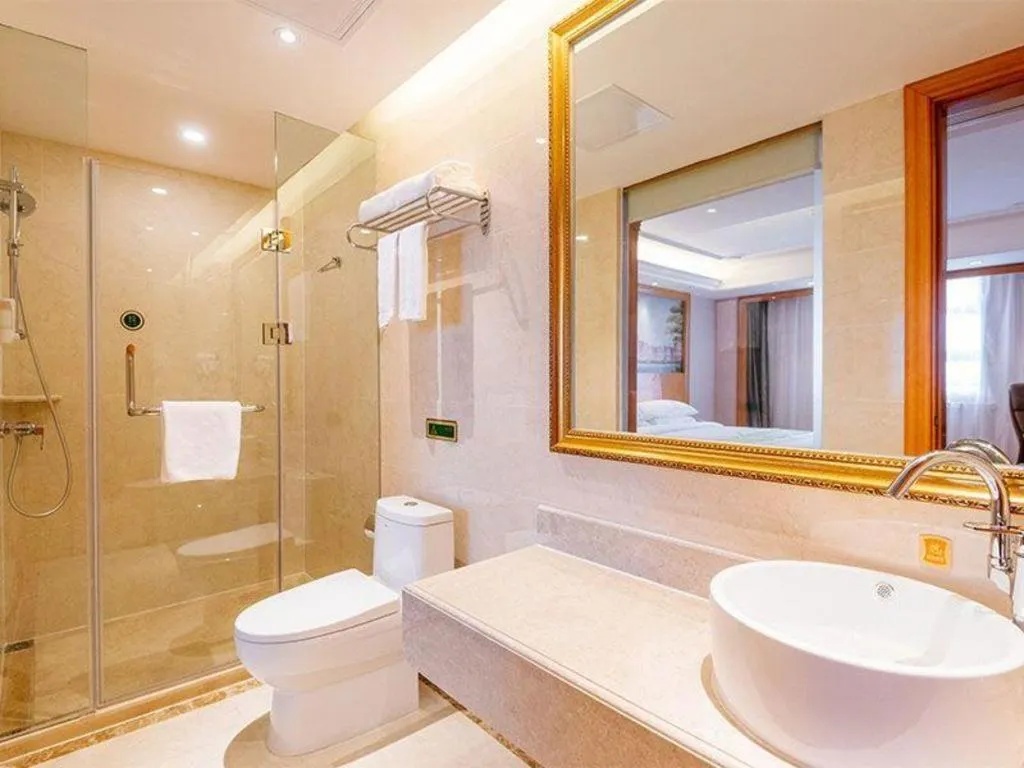 Vienna International Hotel Shanghai Dishui Lake Lingang Wanda