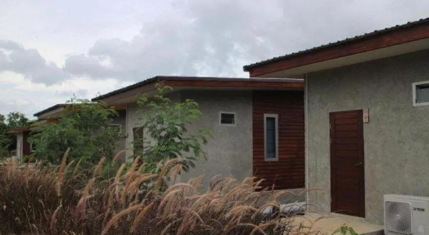 Capital O 729 Amantra Lake View Resort