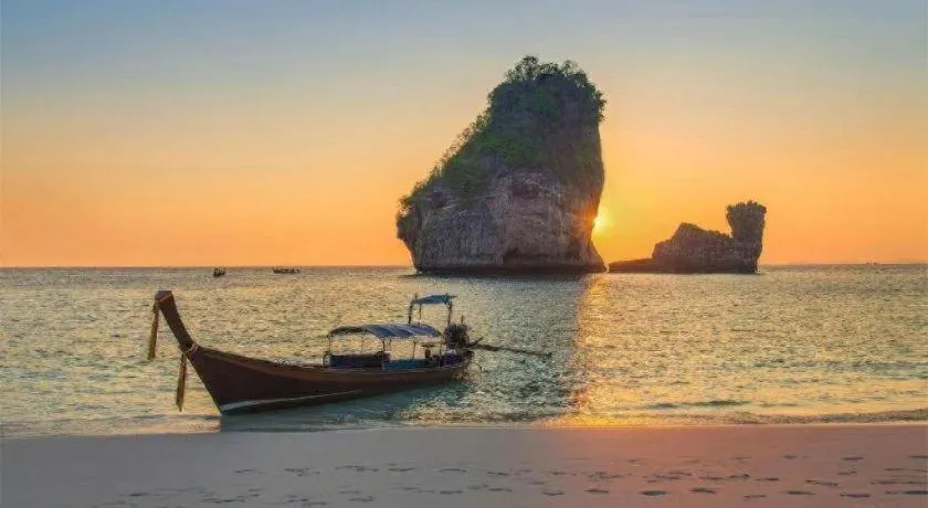 Capital O 729 Amantra Lake View Resort