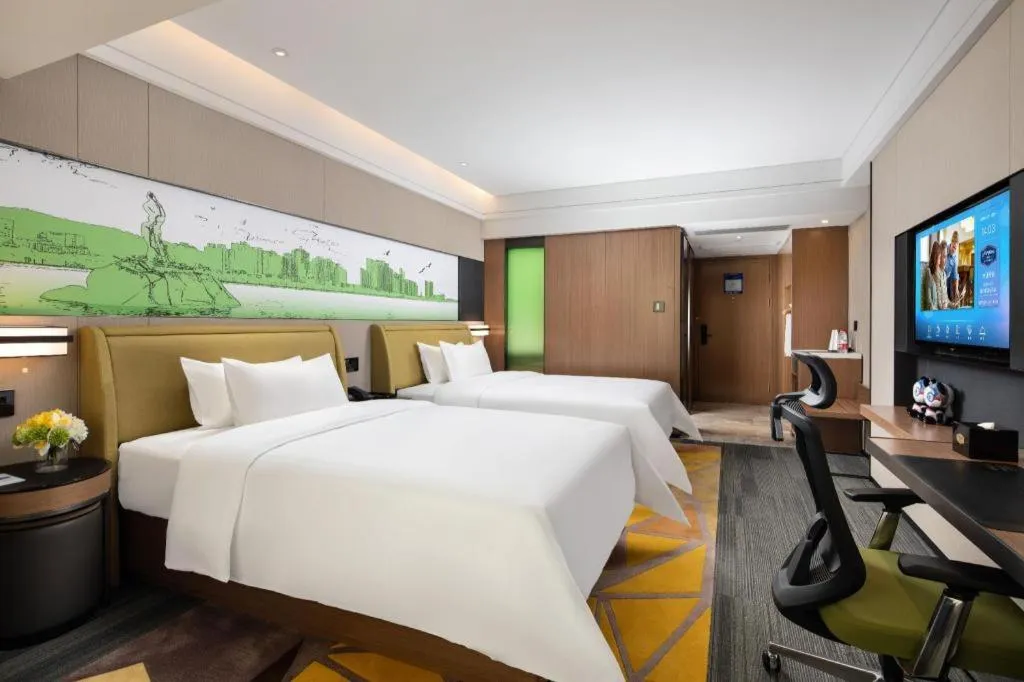 Bed in Hampton by Hilton Zhuhai Doumen