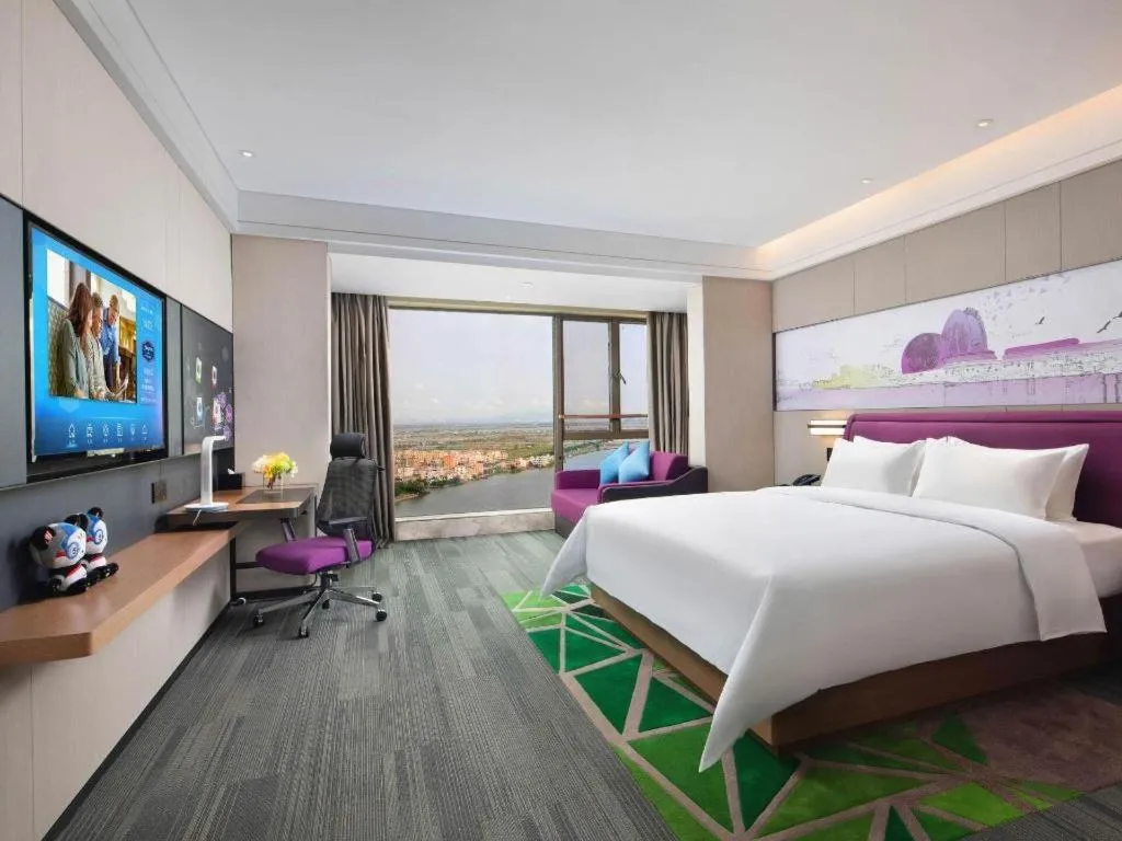 Bed in Hampton by Hilton Zhuhai Doumen
