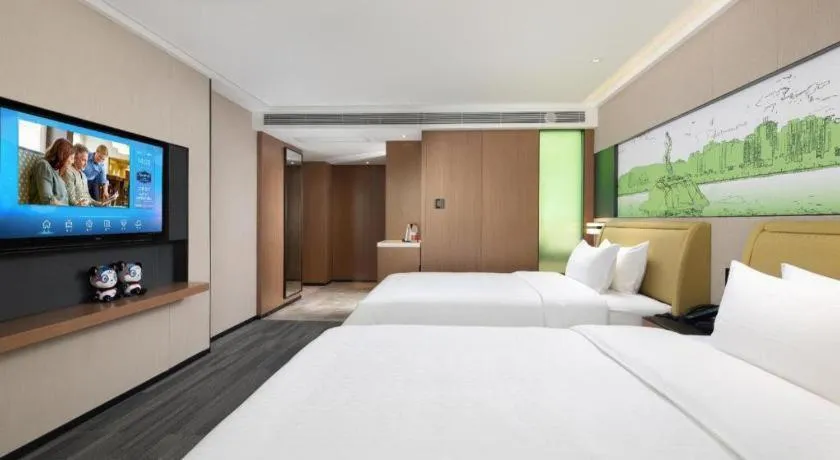 Bed in Hampton by Hilton Zhuhai Doumen