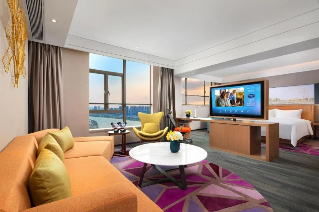 Bed in Hampton by Hilton Zhuhai Doumen