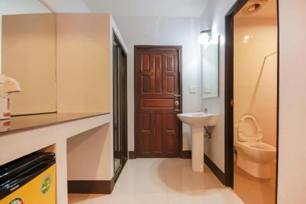 OYO 75310 Canalis Resort