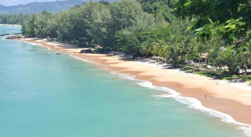 OYO 75310 Canalis Resort