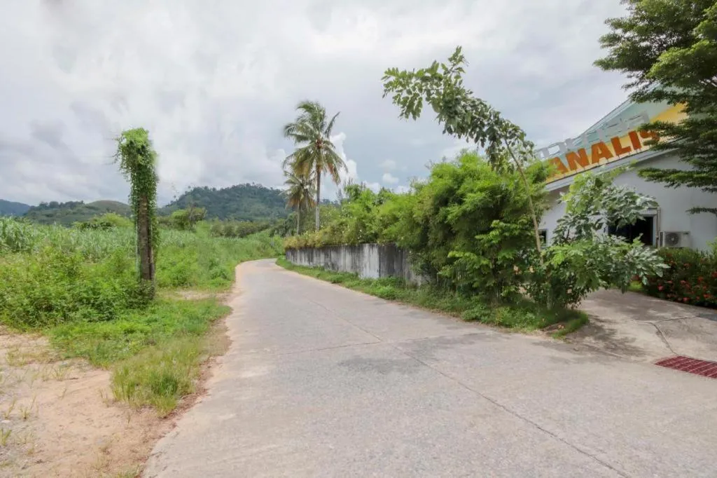 OYO 75310 Canalis Resort