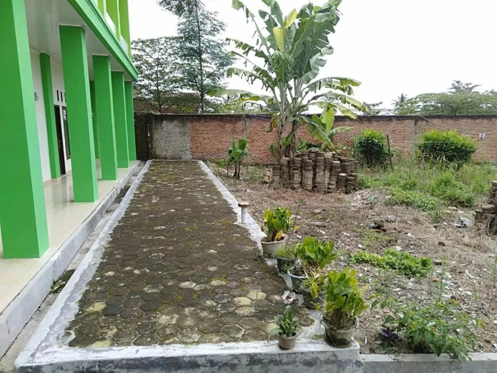 OYO 90930 Wisma Hana Hani