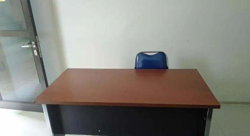 OYO 90930 Wisma Hana Hani