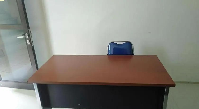 OYO 90930 Wisma Hana Hani