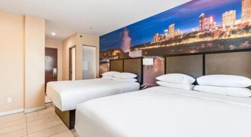 Bed in Americas Best Value Inn & Suites Los Angeles Downtown SW