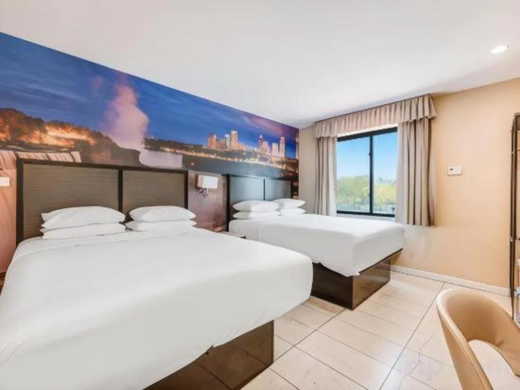 Bed in Americas Best Value Inn & Suites Los Angeles Downtown SW