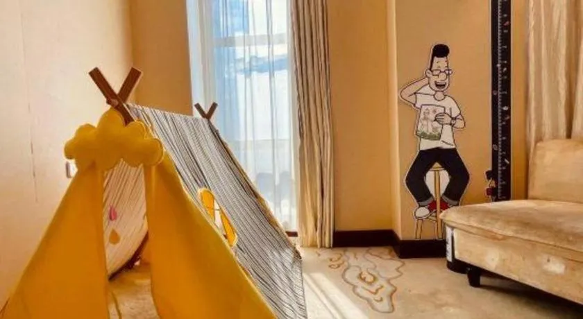 Bed in New Century Grand Hotel Lishui Huaqiao