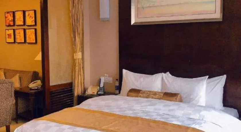 Bed in Qingdao Blue Horizon Hotel Laoshan