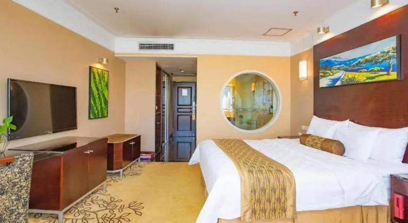 Bed in Qingdao Blue Horizon Hotel Laoshan