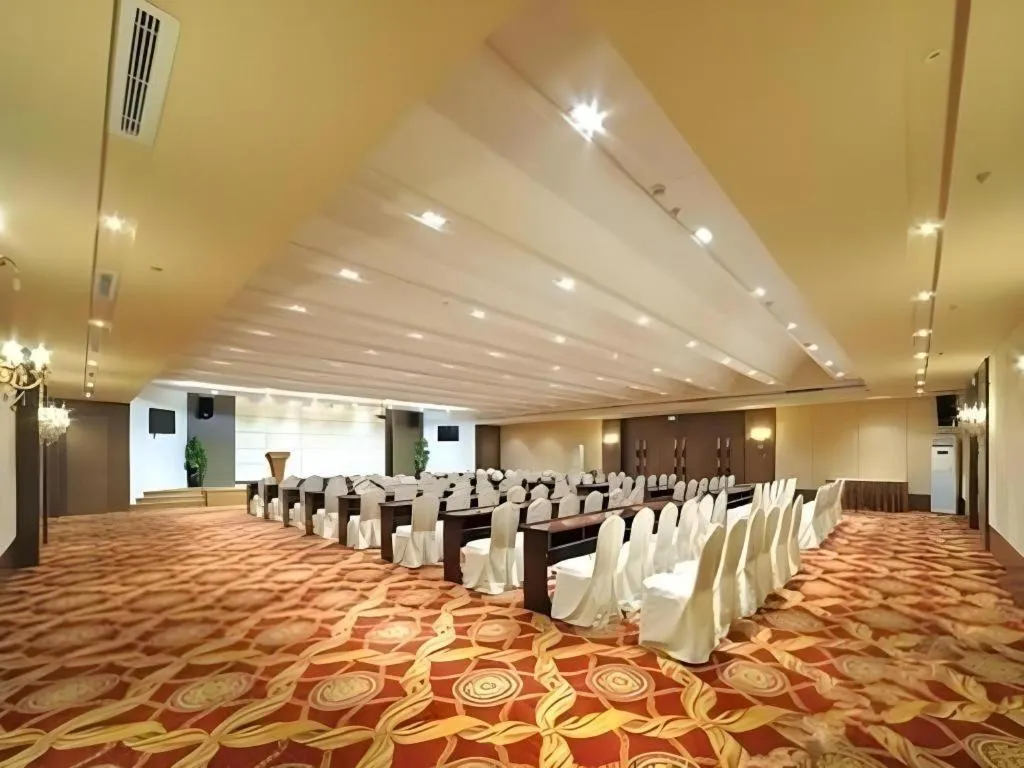 Holiday Inn Hotel & Suites Jiaxing Hangzhou Bay By IHG
