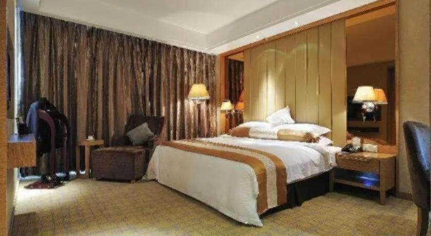 Bed in Holiday Inn Hotel & Suites Jiaxing Hangzhou Bay By IHG
