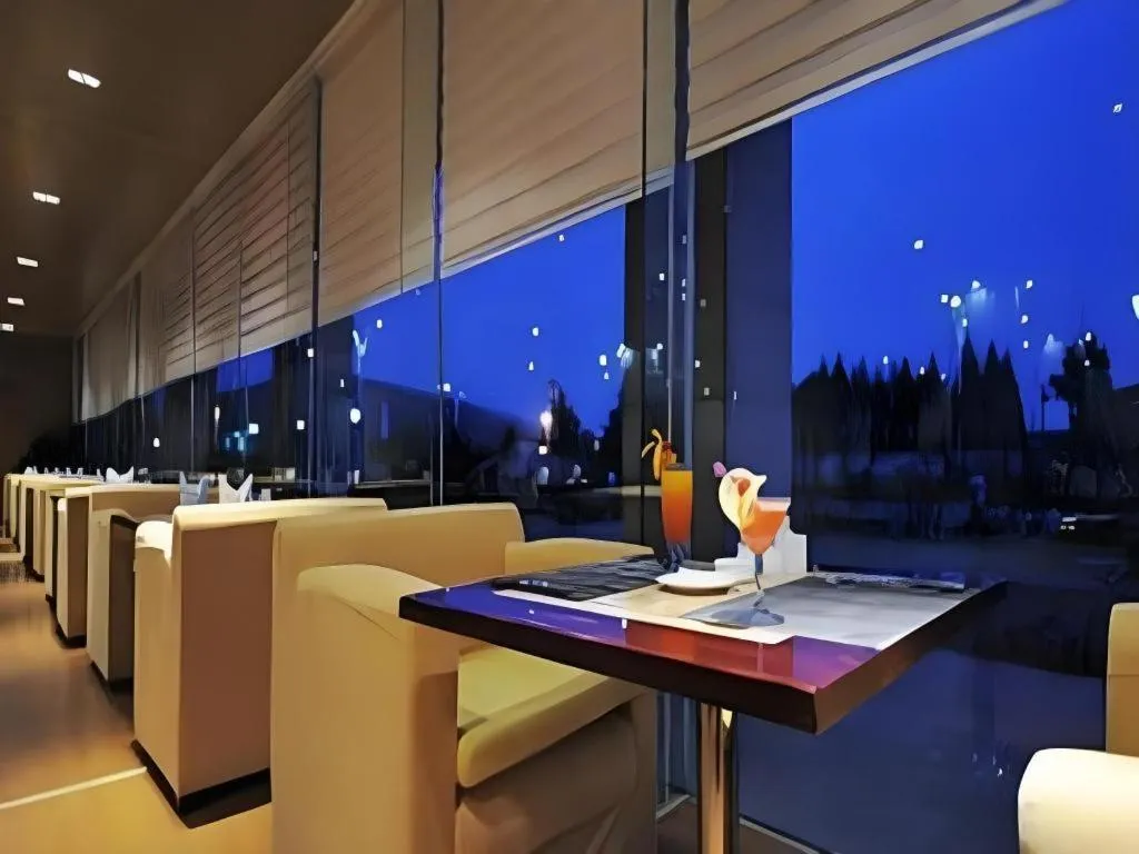 Holiday Inn Hotel & Suites Jiaxing Hangzhou Bay By IHG