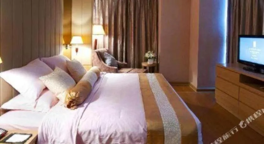 Bed in Holiday Inn Hotel & Suites Jiaxing Hangzhou Bay By IHG