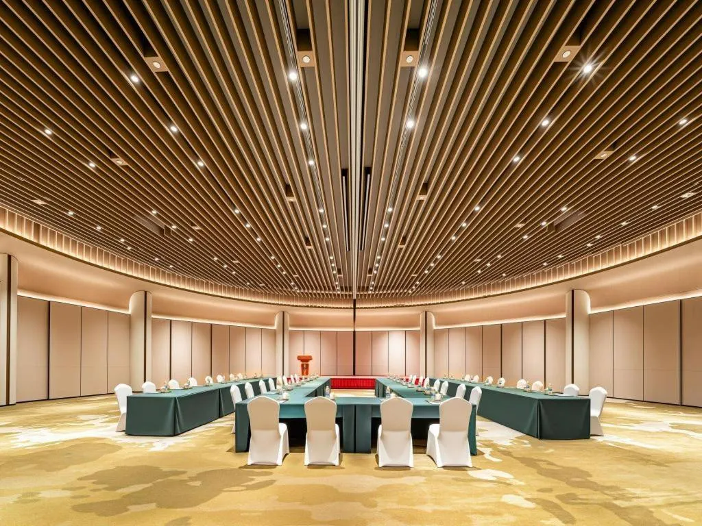 Holiday Inn Hotel & Suites Jiaxing Hangzhou Bay By IHG