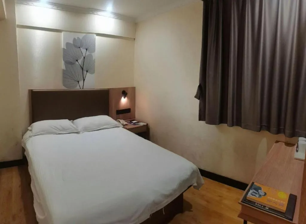 Bed in GreenTree Inn Xuzhou South Minzhu Road