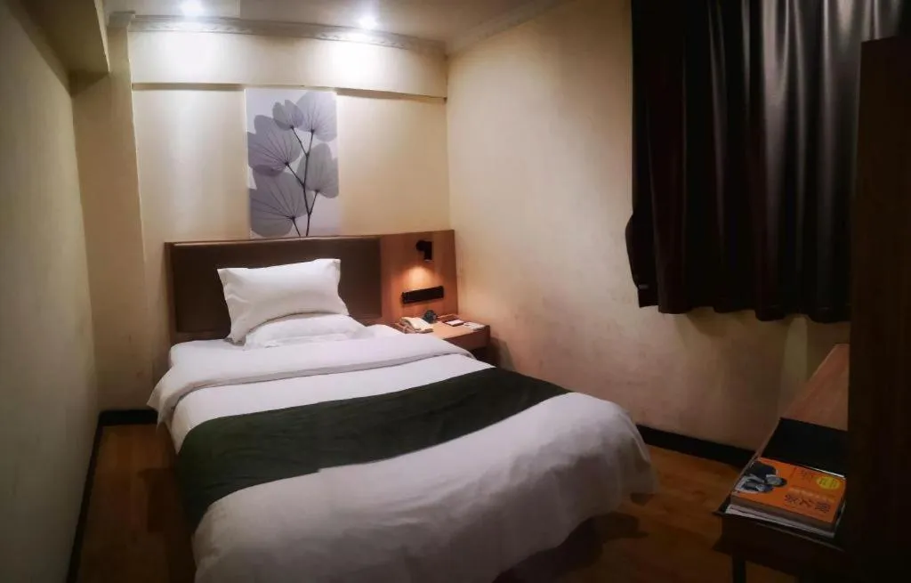 Bed in GreenTree Inn Xuzhou South Minzhu Road