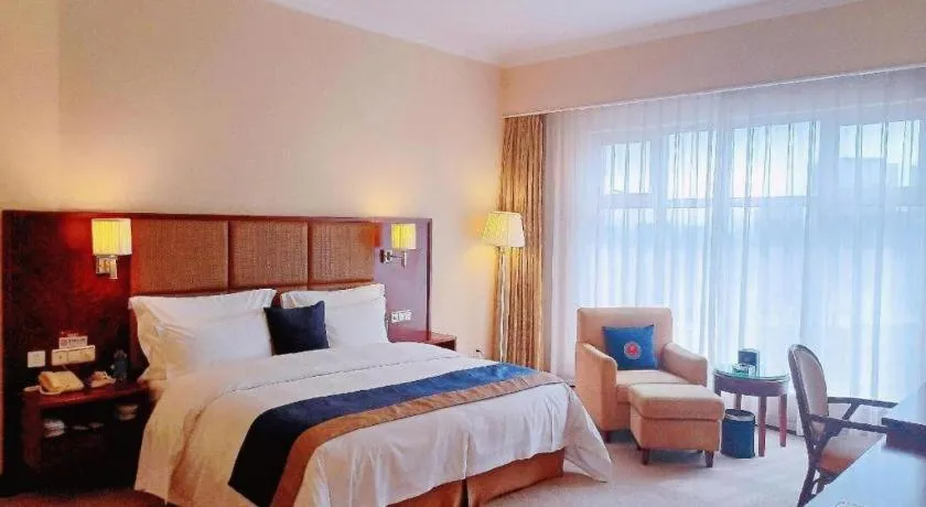 Bed in Dolton Changsha Spa Hotel