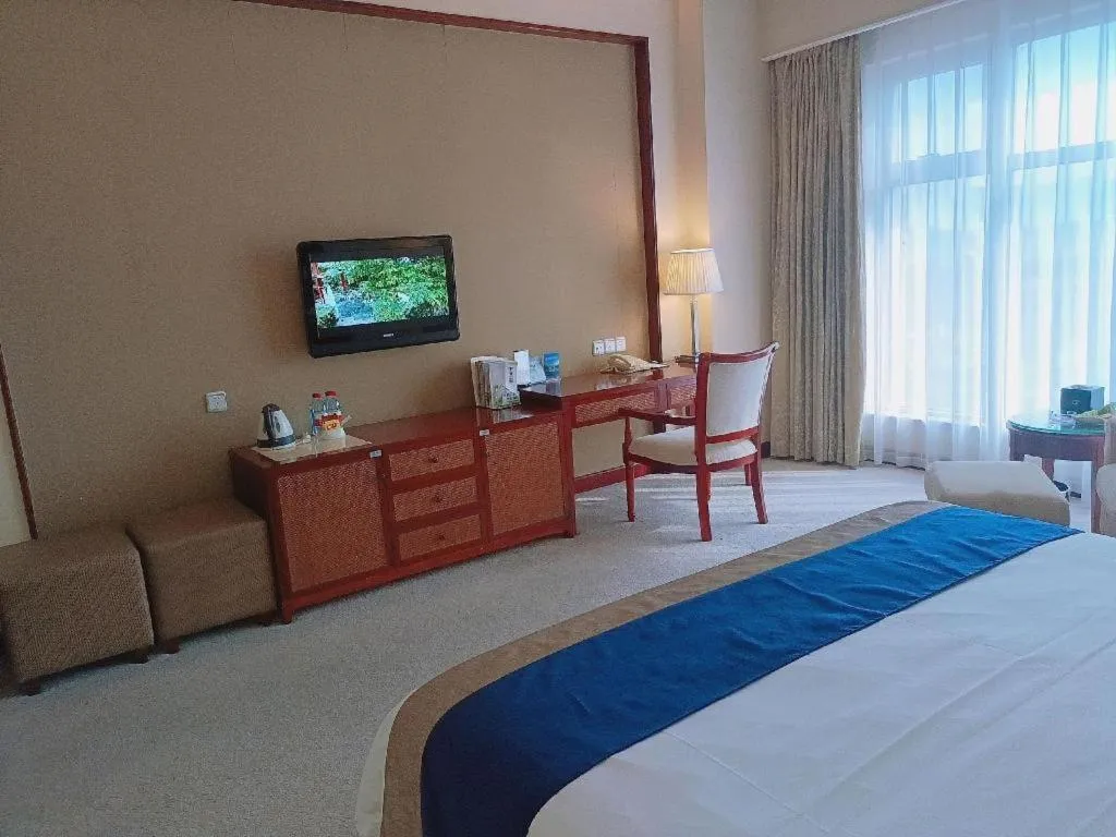 Bed in Dolton Changsha Spa Hotel