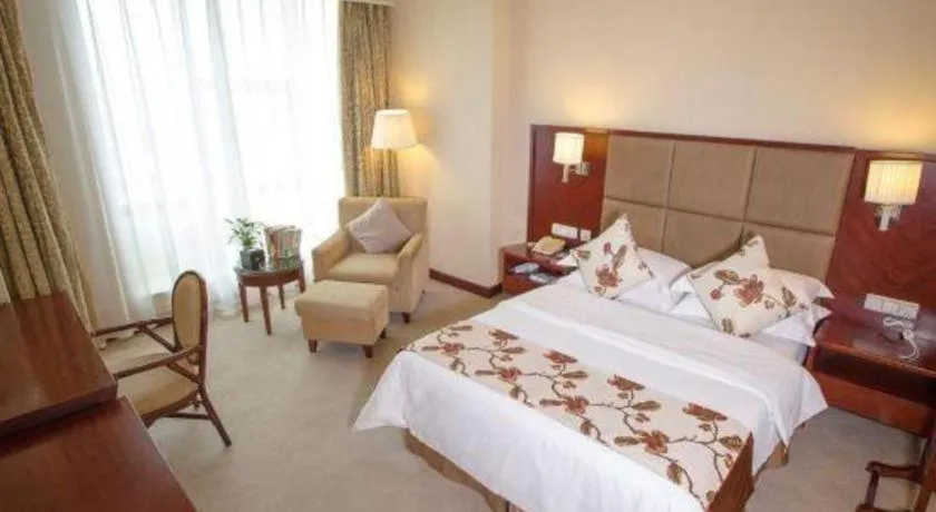 Bed in Dolton Changsha Spa Hotel