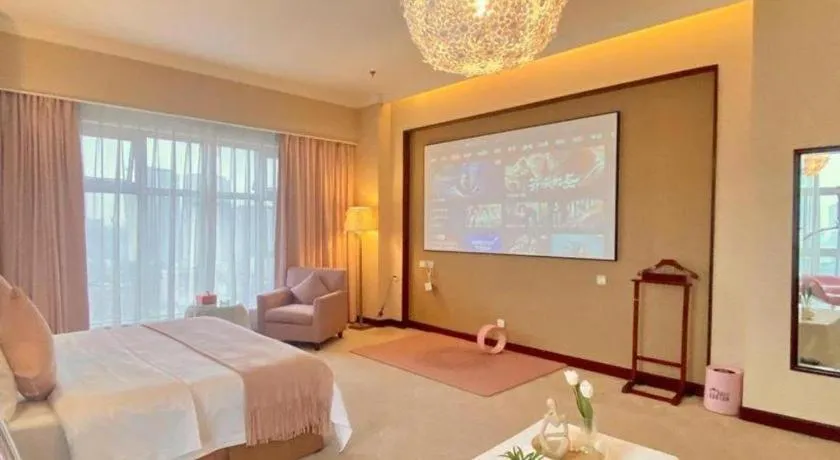 Bed in Dolton Changsha Spa Hotel