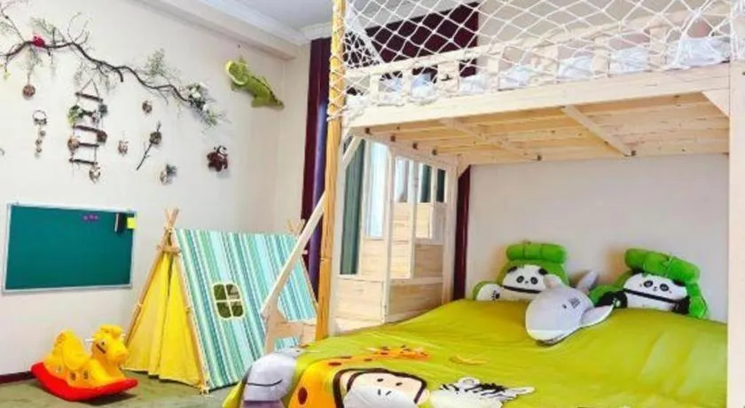 Bed in Dolton Changsha Spa Hotel