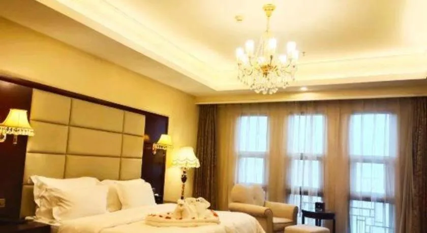 Bed in Dolton Changsha Spa Hotel