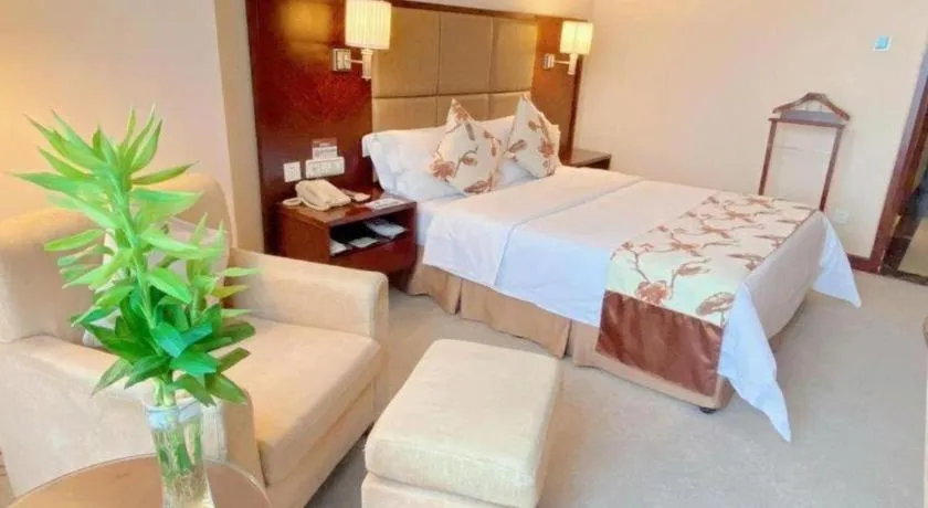 Bed in Dolton Changsha Spa Hotel