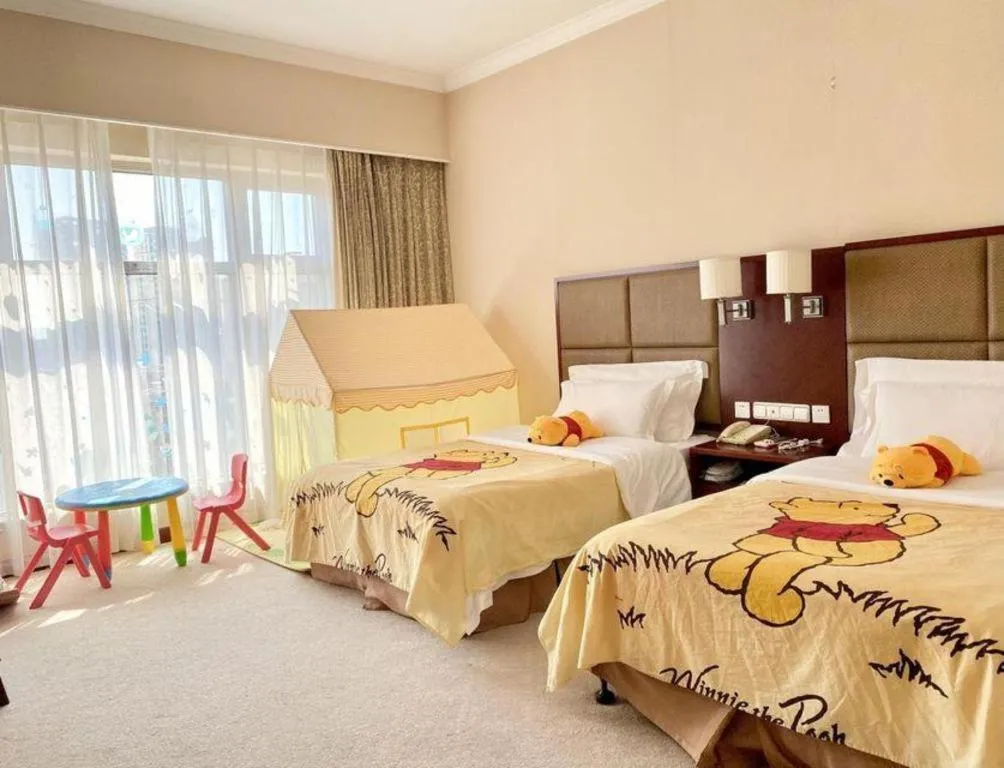 Bed in Dolton Changsha Spa Hotel