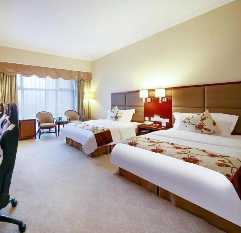 Bed in Dolton Changsha Spa Hotel