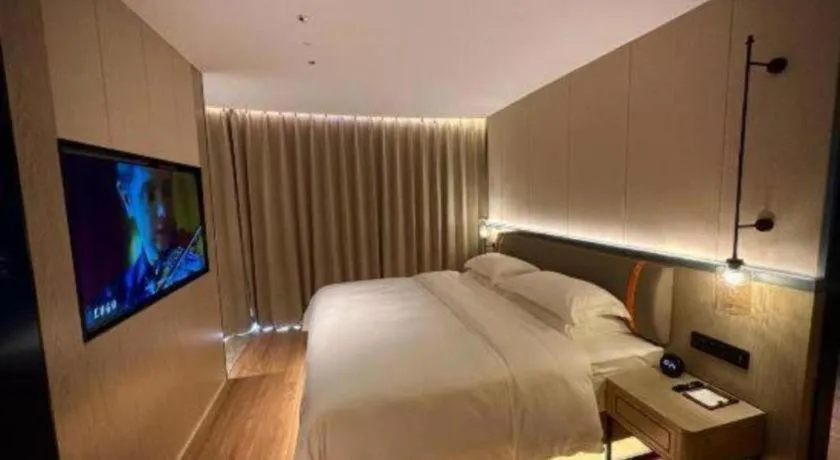Bed in Tianrun International Hotel