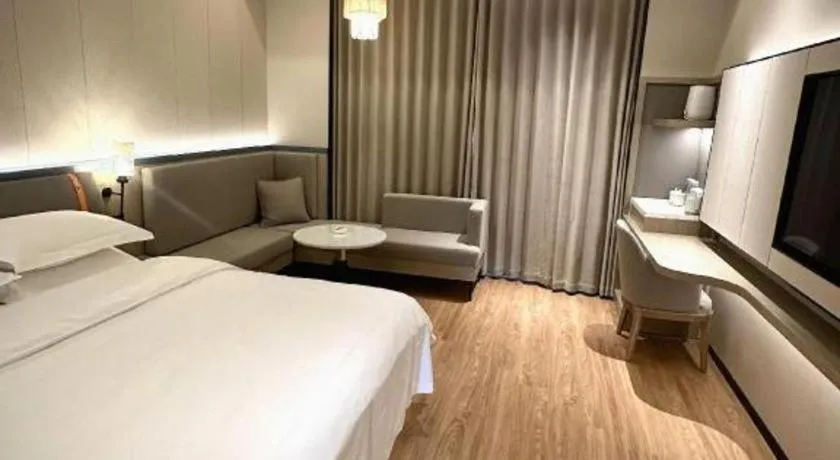 Bed in Tianrun International Hotel