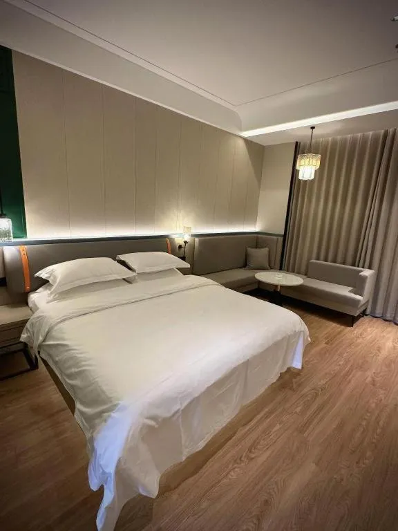 Bed in Tianrun International Hotel