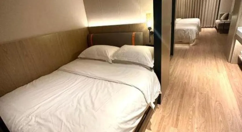 Bed in Tianrun International Hotel