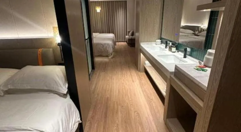 Bed in Tianrun International Hotel