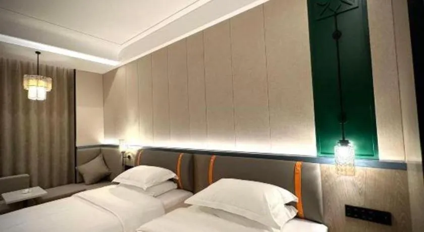 Bed in Tianrun International Hotel