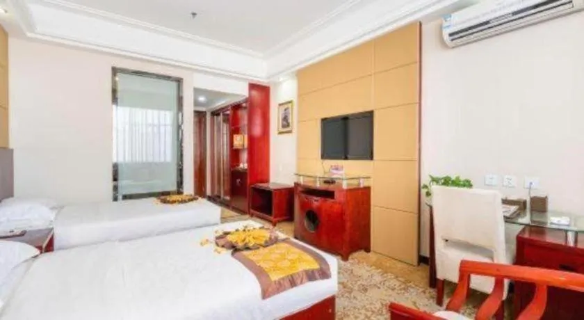 Bed in Tianrun International Hotel