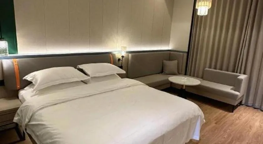 Bed in Tianrun International Hotel