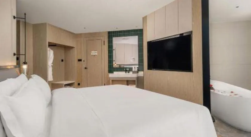 Bed in Tianrun International Hotel