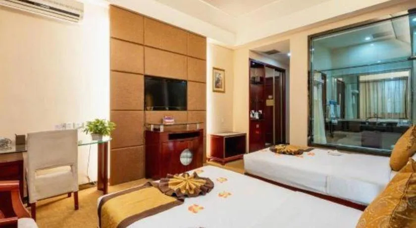 Bed in Tianrun International Hotel