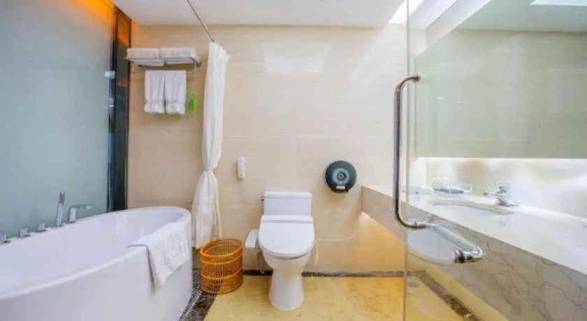 Zhongshan Louis Hotel