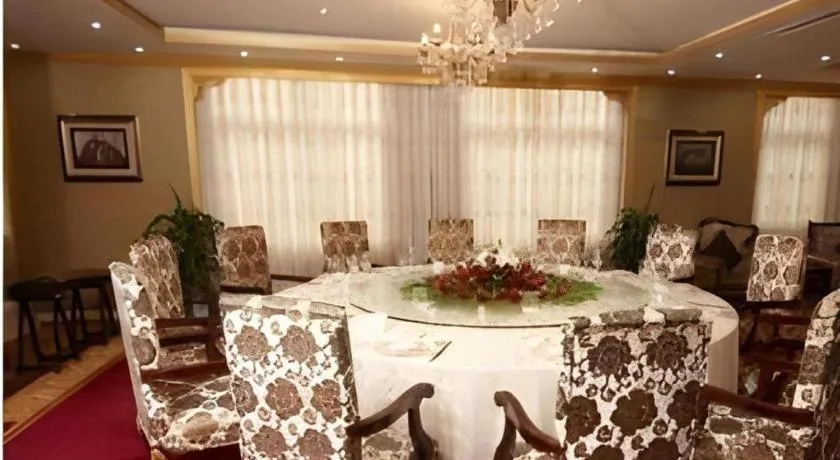 Zhangjiagang Jiangnan Garden Hotel