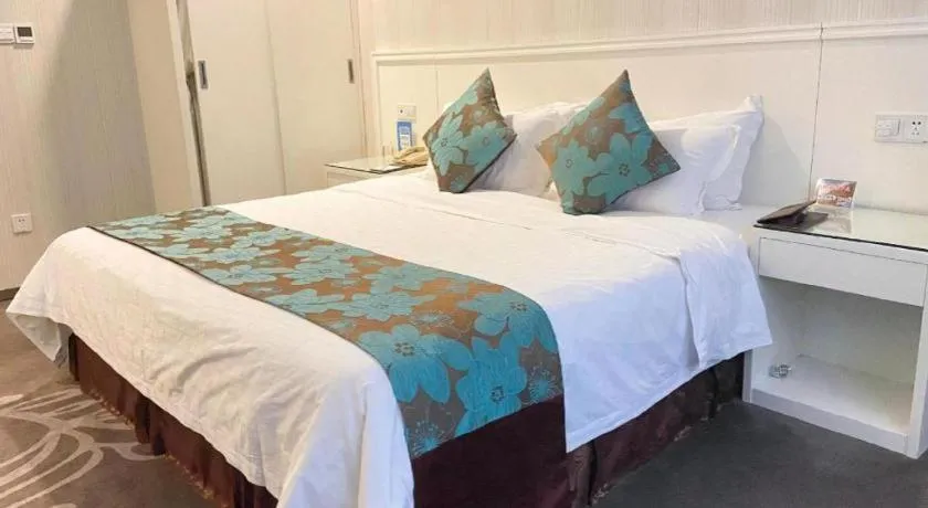 Bed in Zhangjiagang Jiangnan Garden Hotel