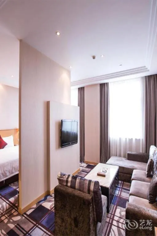 Bed in Zhangjiagang Jiangnan Garden Hotel